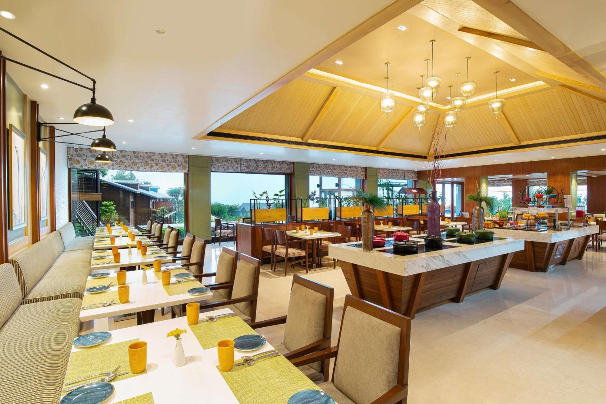 Radisson Blu Resort دارامشالا المظهر الخارجي الصورة