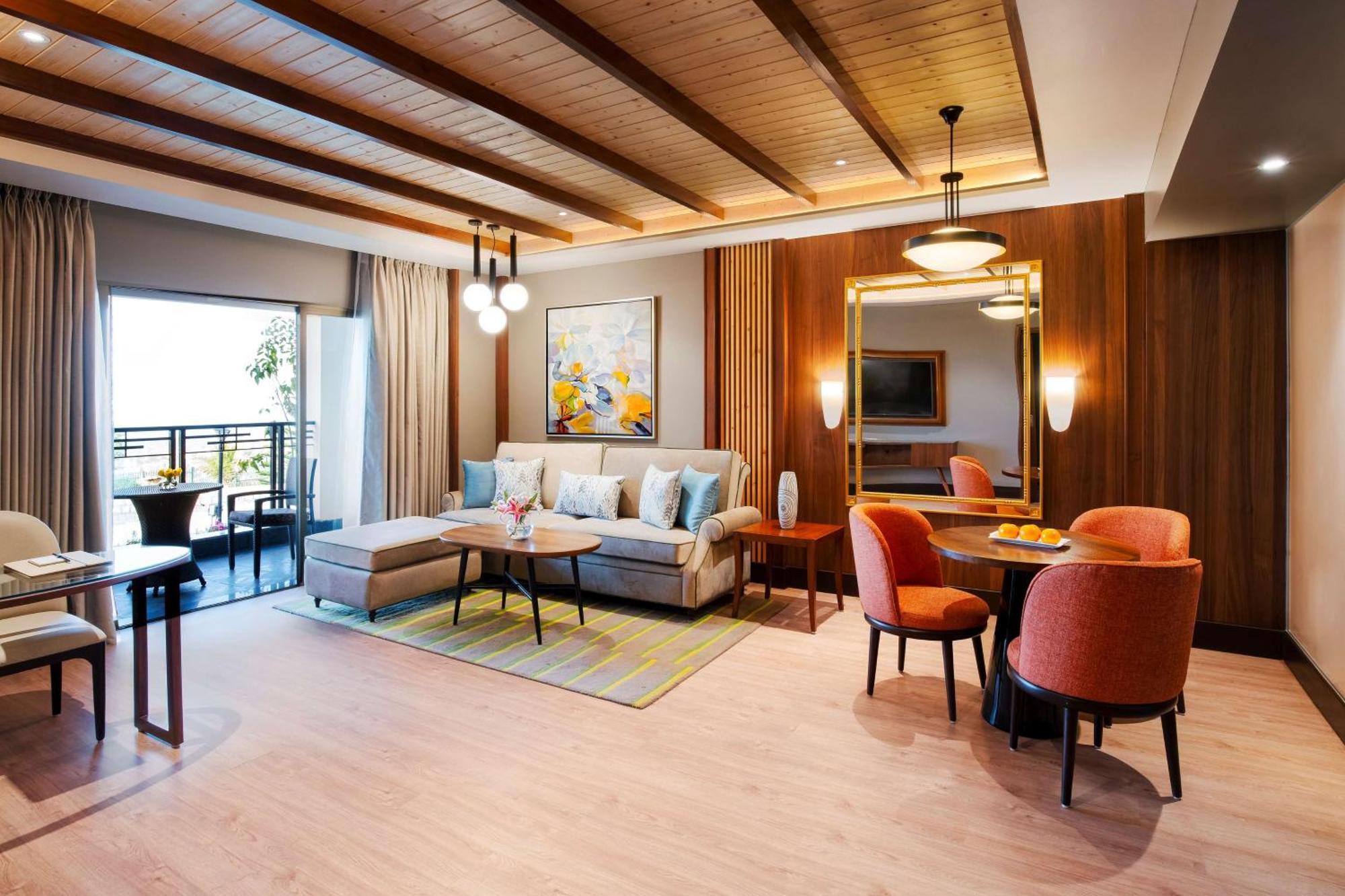 Radisson Blu Resort دارامشالا المظهر الخارجي الصورة
