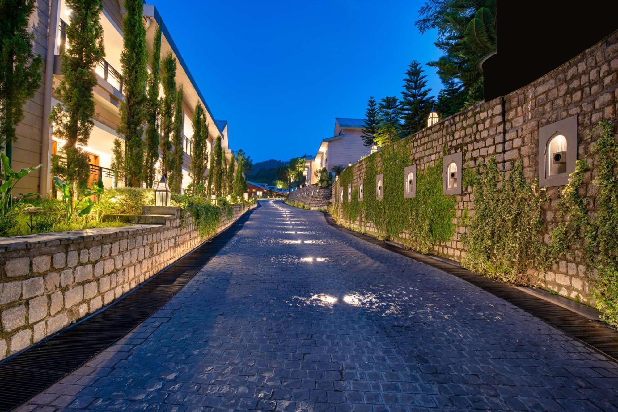 Radisson Blu Resort دارامشالا المظهر الخارجي الصورة